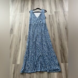 41 Hawthorn XL Blue Floral Sleeveless Maxi Dress